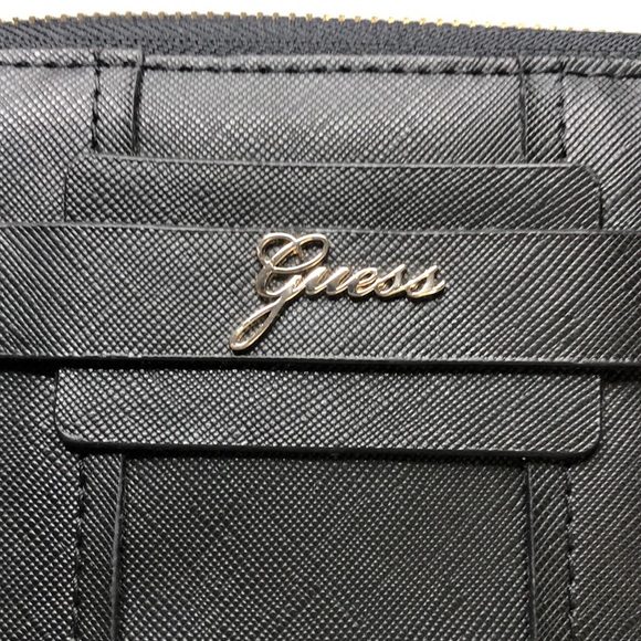 Guess Black Wristlet Wallet - Picture 5 of 5
